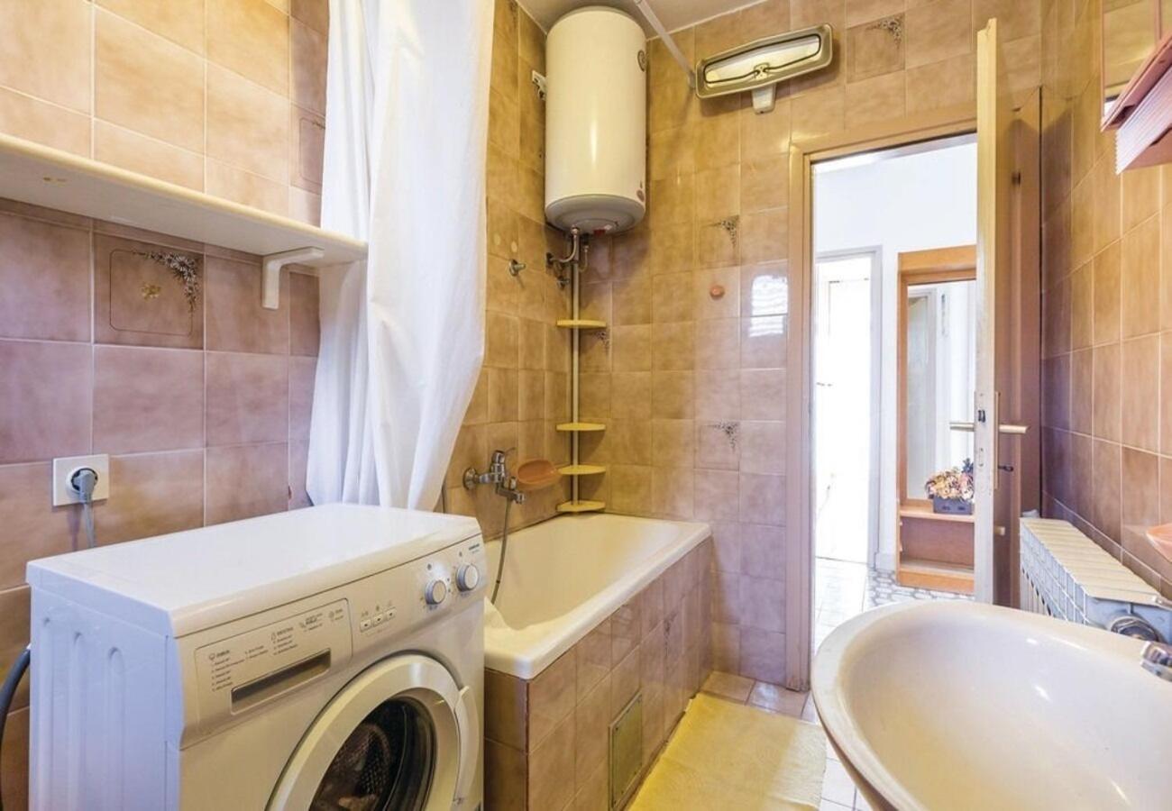 Apartment Dari Lovran Exteriör bild